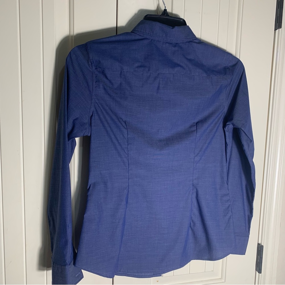 Banana Republic Classic Blue Button-Down Shirt - Picture 2 of 4